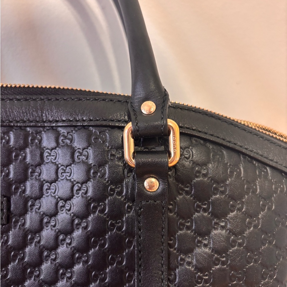 Gucci Black Microguccissima Dome Satchel – Excellent Condition - Picture 3 of 11